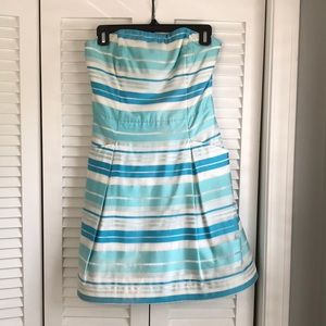 Lilly Pulitzer, size 6, blue and white strapless dress